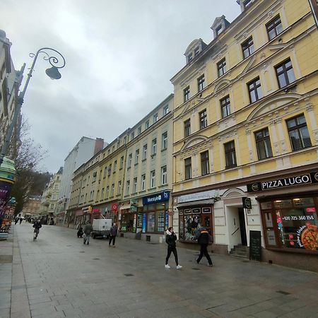 Family Apartment Kv Karlovy Vary Ngoại thất bức ảnh