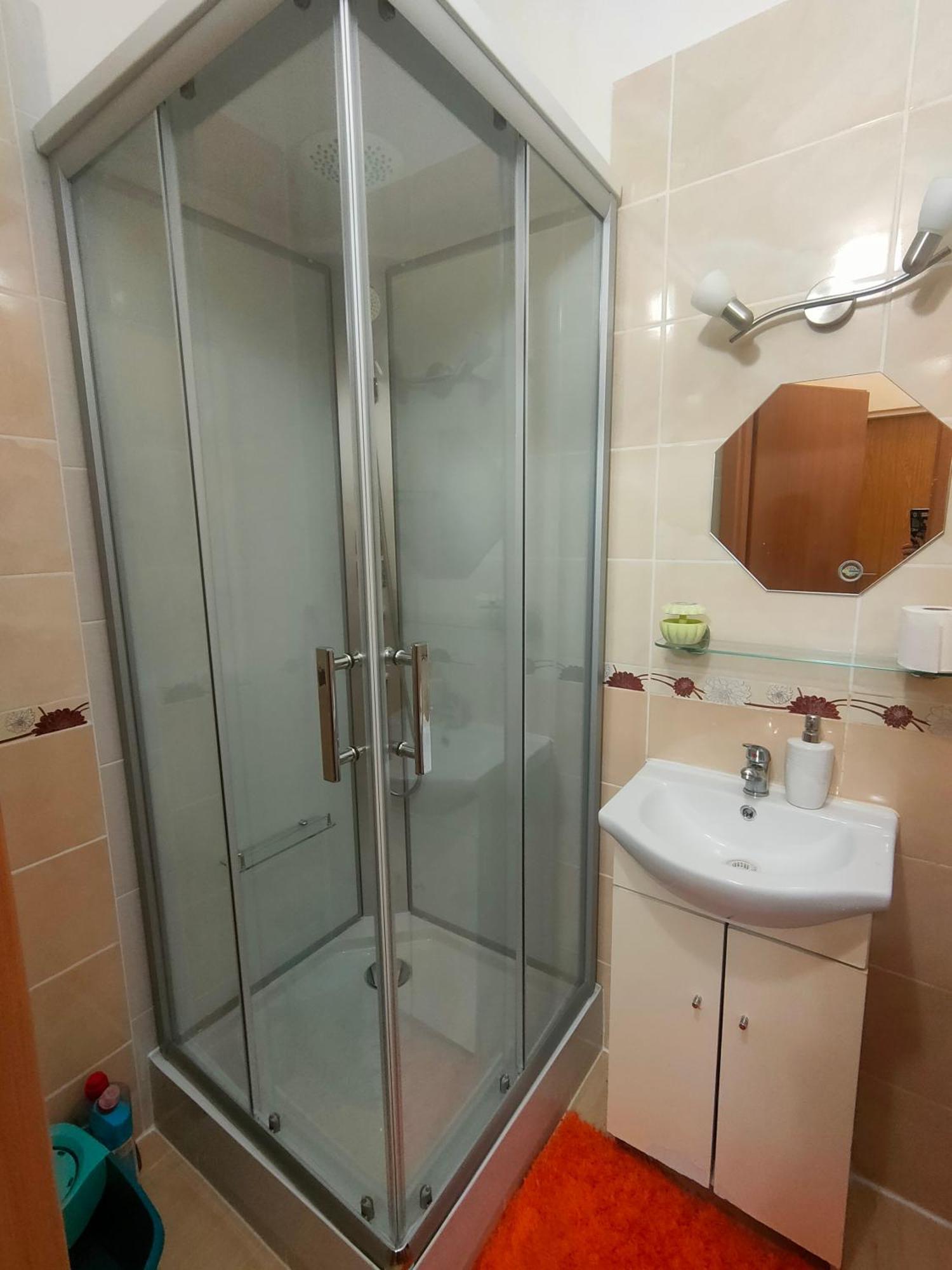 Family Apartment Kv Karlovy Vary Ngoại thất bức ảnh